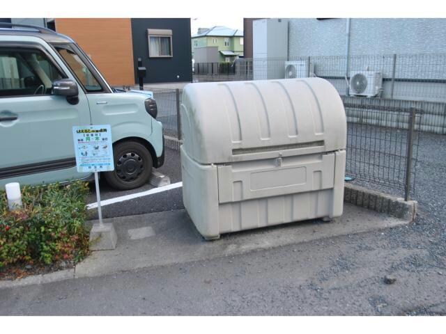 レ・ドゥーシャＢの物件外観写真