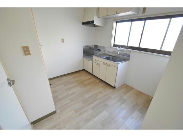 シェル川尻　Bの物件内観写真