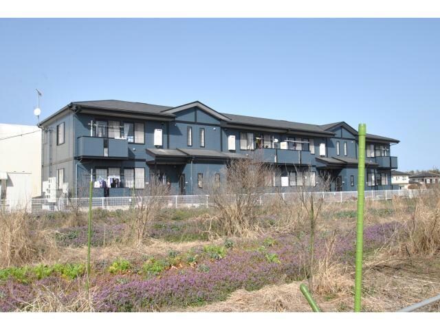 ポム・ド・テールの物件外観写真