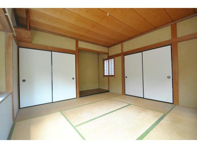 アルト日高の物件内観写真