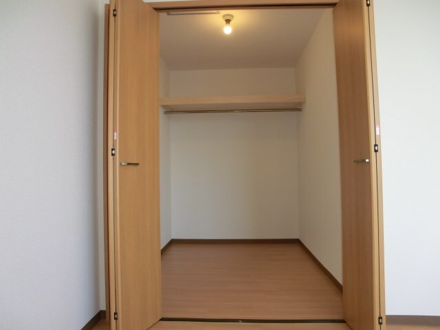 クリオ牧の物件内観写真