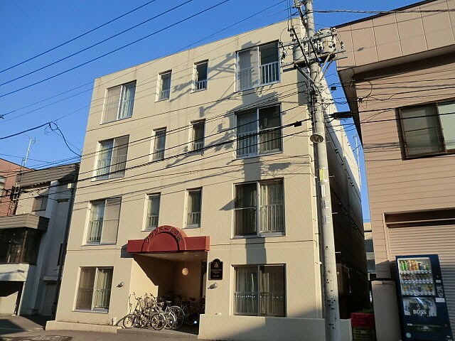 グランメール月寒の物件外観写真