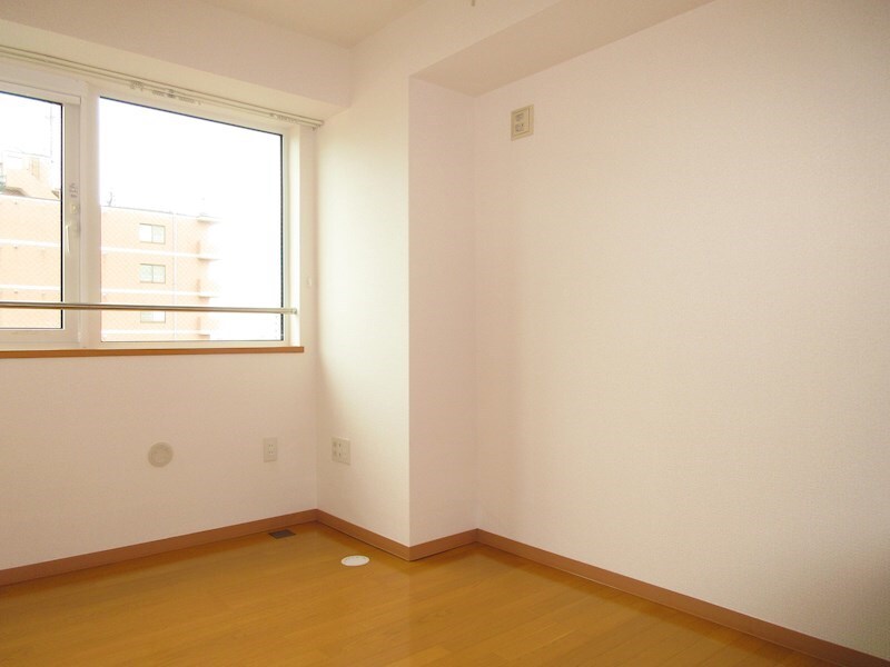 ピアツァルナ月寒中央の物件内観写真