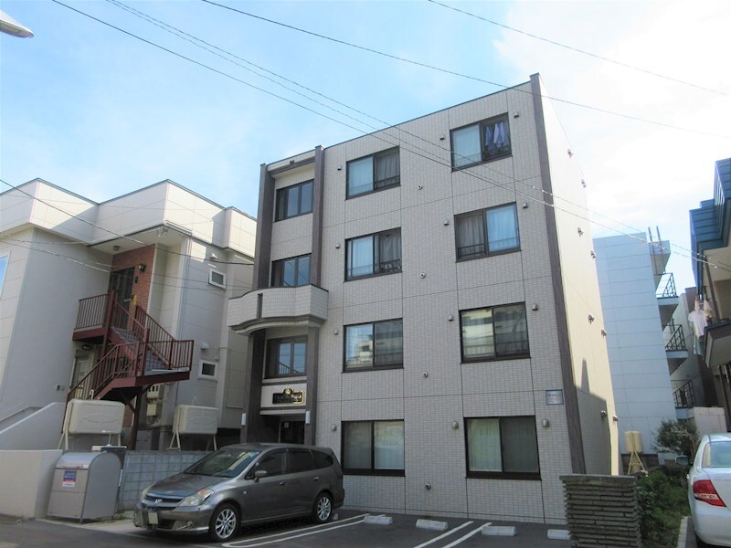 グランメールサガンの物件外観写真