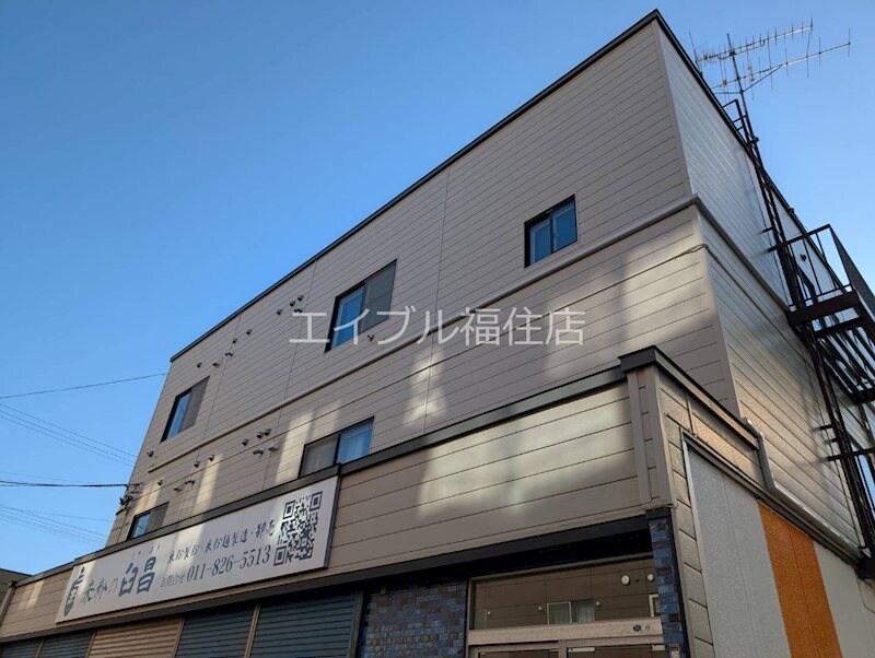 吉田ビルの物件外観写真