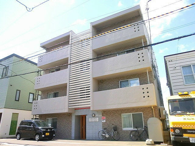 ムーンフェイスの物件外観写真