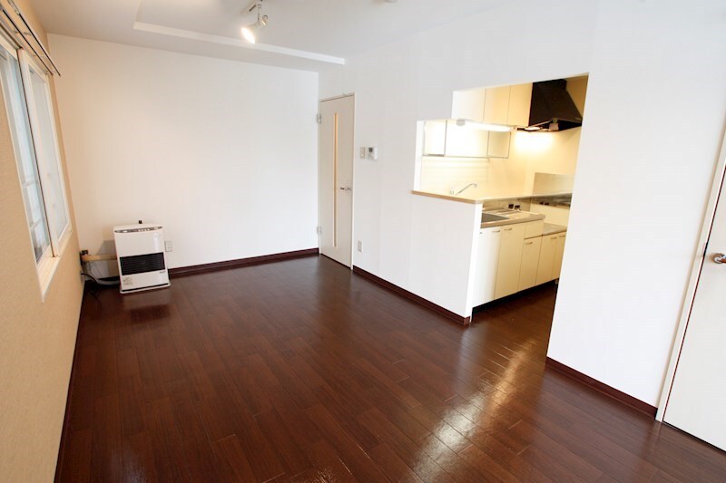 カレラ月寒中央の物件内観写真