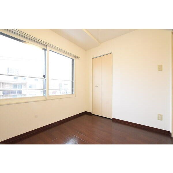 カレラ月寒中央の物件内観写真