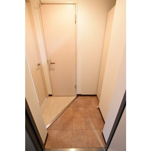 カレラ月寒中央の物件内観写真