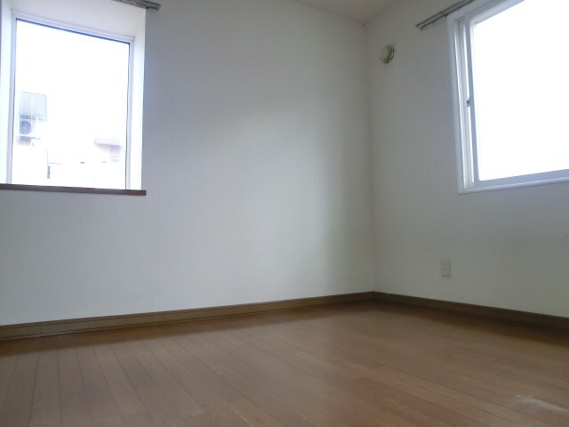 クラージュ福住IIの物件内観写真