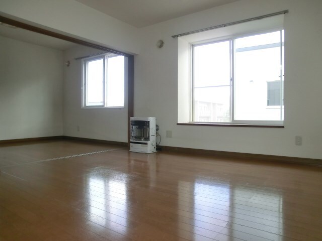 クラージュ福住IIの物件内観写真