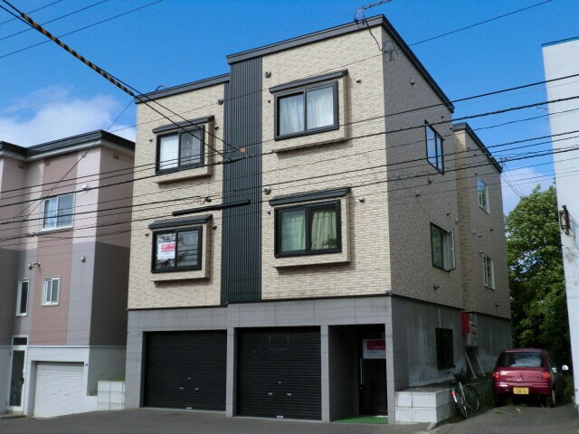 シルフ月寒の物件外観写真