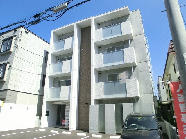 フェリスインフィニート西岡の物件外観写真