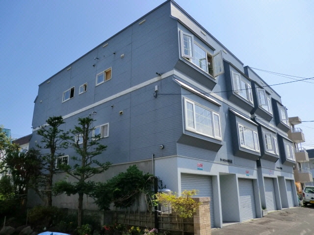 アーバンコート南郷１の物件外観写真