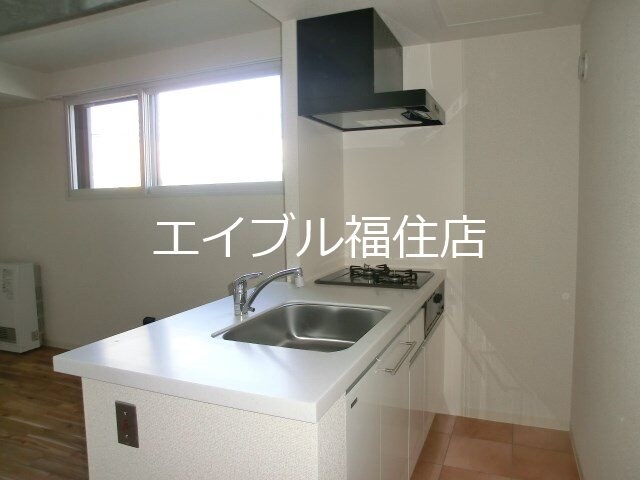 ラヴェーラ福住の物件内観写真