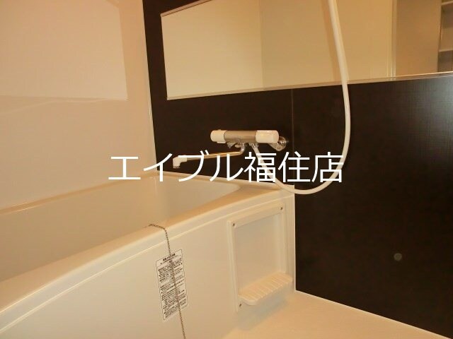 ラヴェーラ福住の物件内観写真