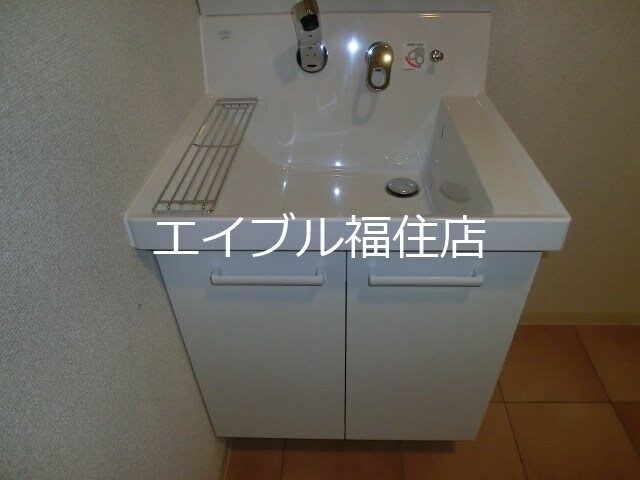 ラヴェーラ福住の物件内観写真
