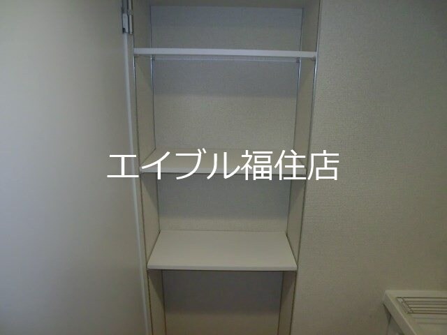 ラヴェーラ福住の物件内観写真