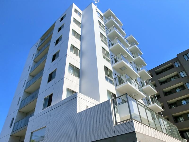 プランドール福住の物件外観写真