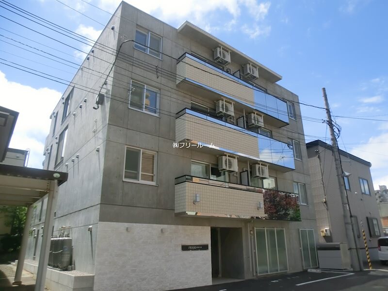 FERIO月寒中央の物件外観写真