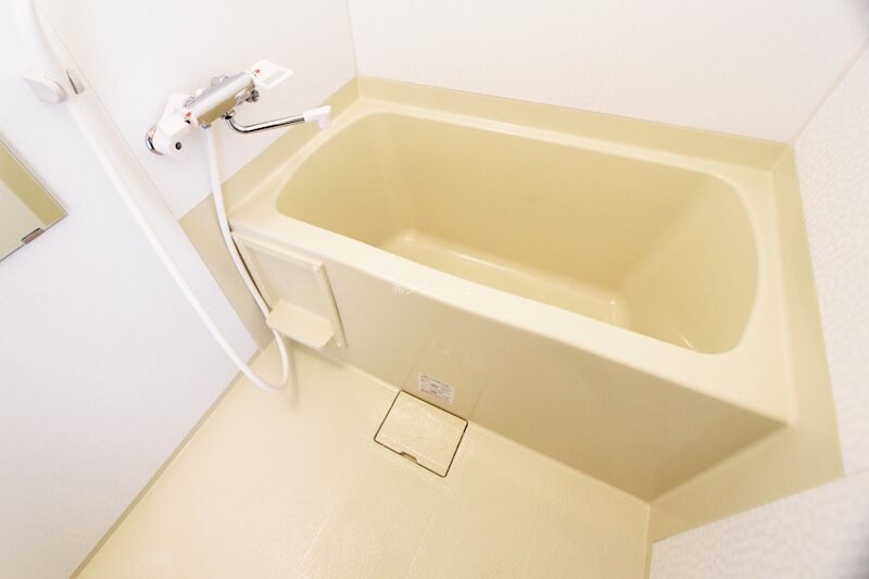 ハイツルナの物件内観写真