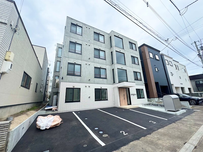 シティレジデンス福住の物件外観写真