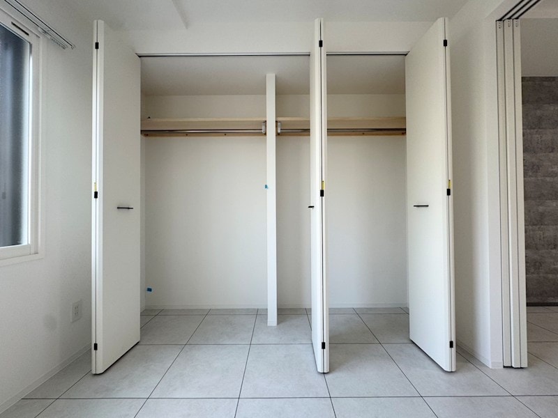 シティレジデンス福住の物件内観写真