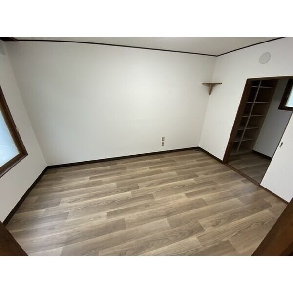 澄川6-13貸家の物件内観写真