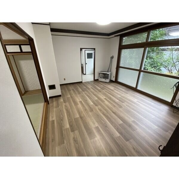 澄川6-13貸家の物件内観写真