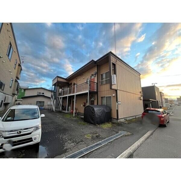 ヴォラハイツの物件外観写真