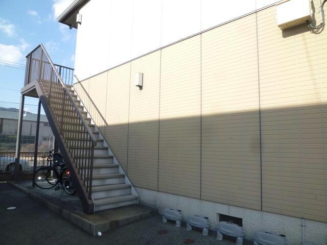 ハイツ樫の前の物件外観写真