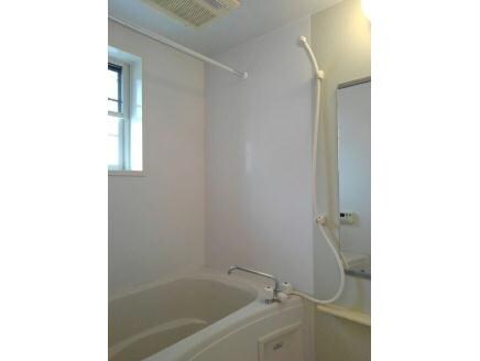 ヴィオラ・Ｙの物件内観写真