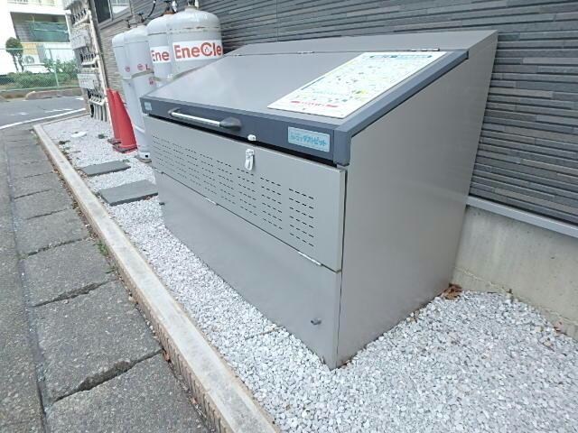 フィユフラッツ坂戸の物件外観写真