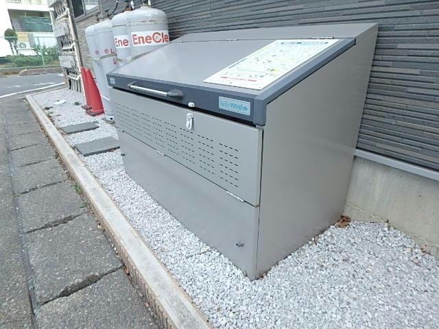 フィユフラッツ坂戸の物件外観写真