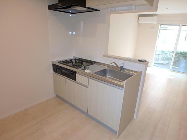 フロレゾンアサウミの物件内観写真