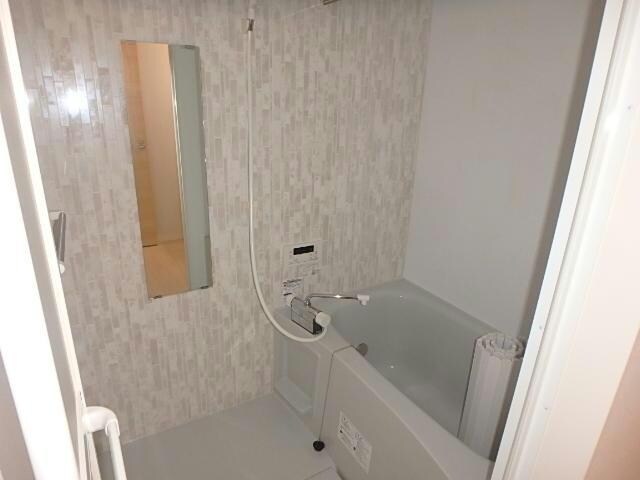 フロレゾンアサウミの物件内観写真