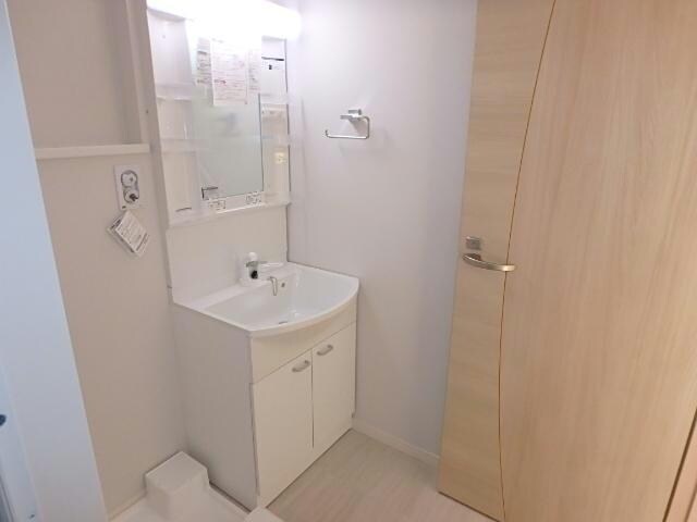 フロレゾンアサウミの物件内観写真