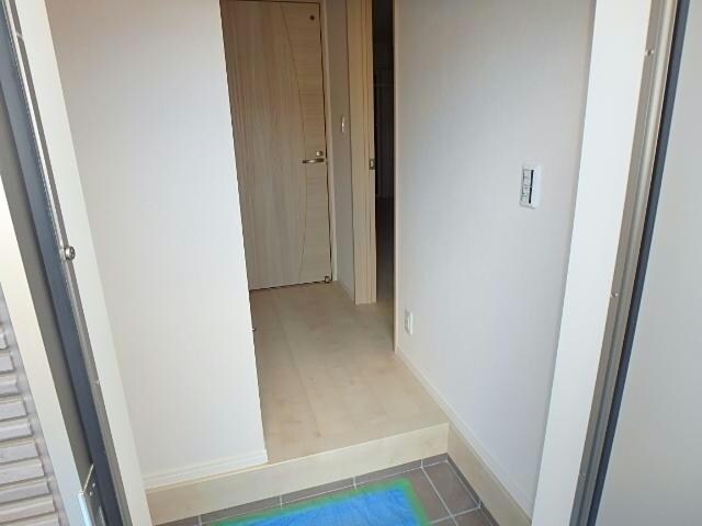 フロレゾンアサウミの物件内観写真