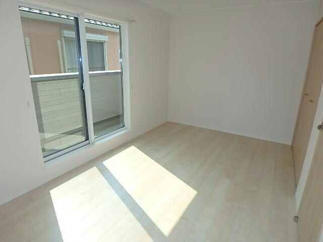 フロレゾンアサウミの物件内観写真