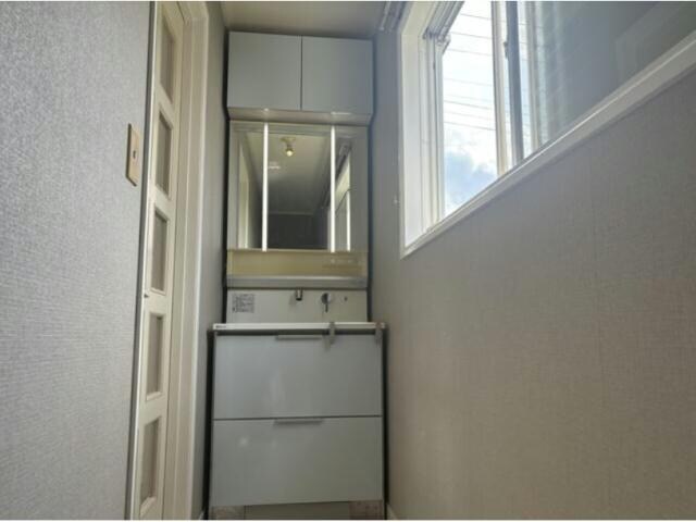 テラスハウス若葉Bの物件内観写真