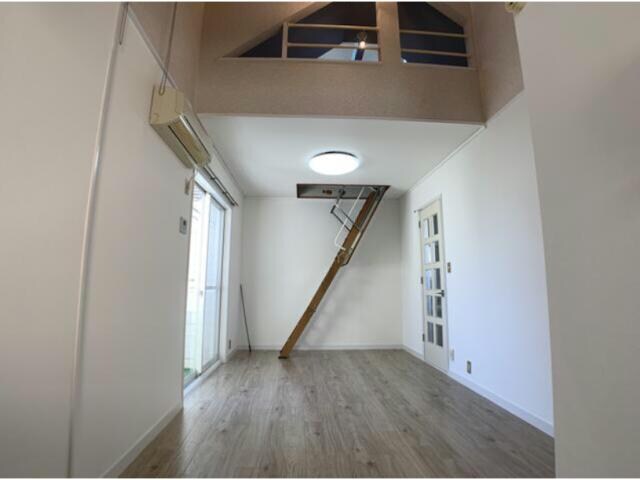 テラスハウス若葉Bの物件内観写真