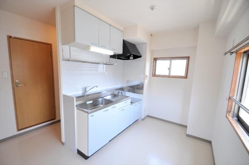 リヴェール中央の物件内観写真