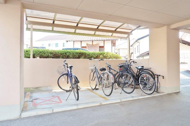 リヴェール中央の物件外観写真