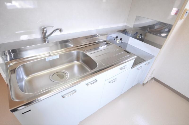 リヴェール中央の物件内観写真