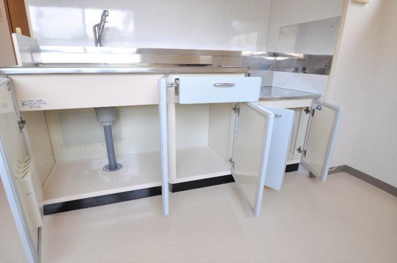 リヴェール中央の物件内観写真