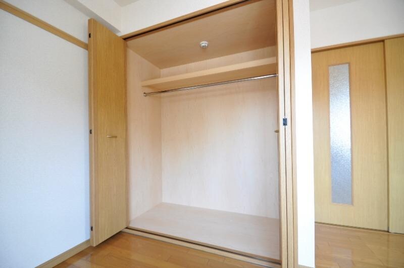 リヴェール中央の物件内観写真