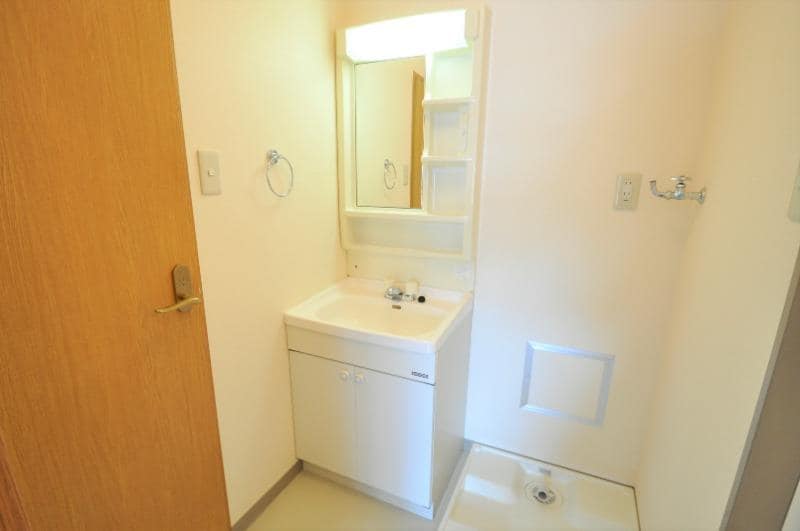 リヴェール中央の物件内観写真