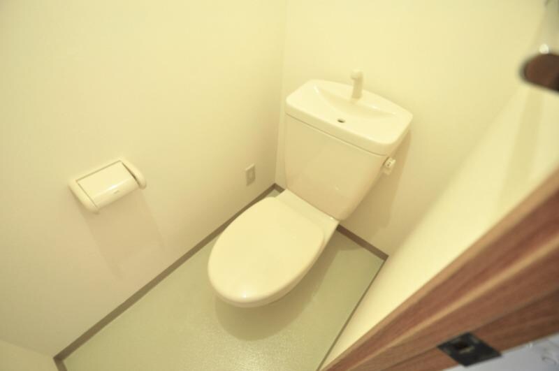 リヴェール中央の物件内観写真