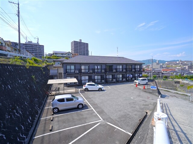 サニークレストの物件外観写真