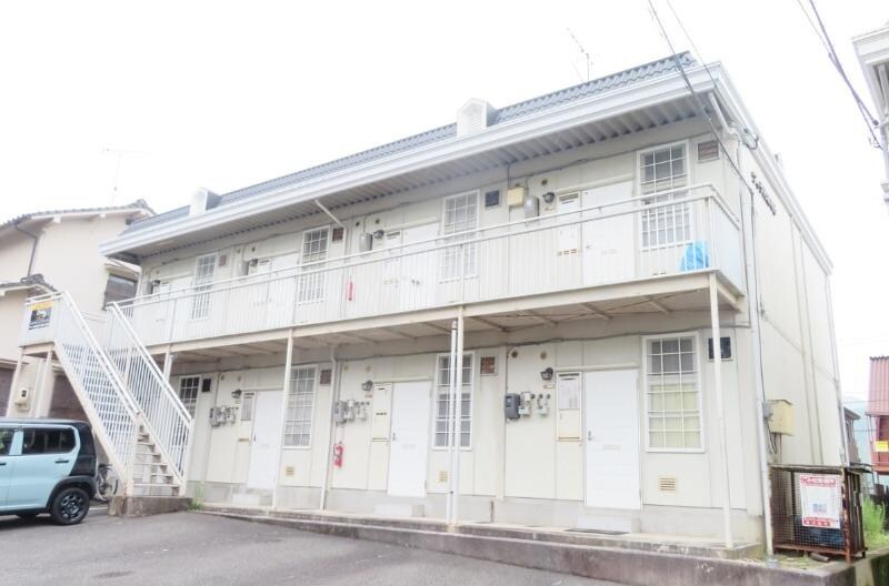 ヴィラ円城寺　B棟の物件外観写真